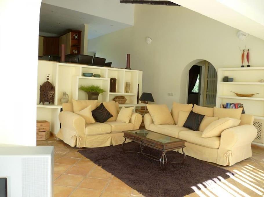 11647 - Private Cosy In Area Marbella